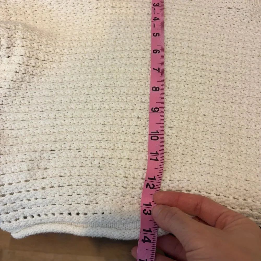 Perfect Stranger Cropped Cream Open-Knit Crewneck Sweater Size 6 Australian — image 8 of 8